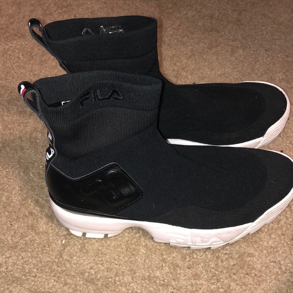 sock shoes fila
